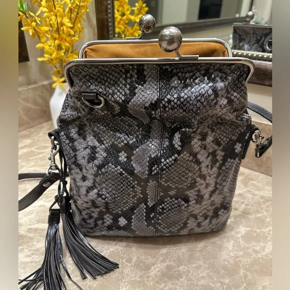 Patricia Nash Leather wide mouth Livata Kisslock Embossed Crossbody Smoke Python - Picture 13 of 16